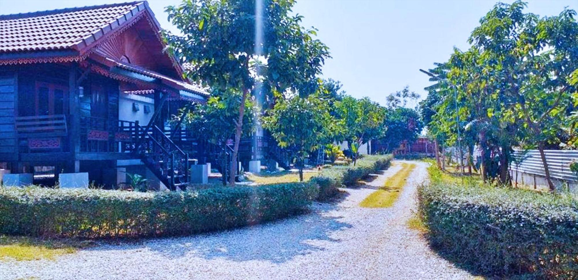 Vang Vieng Garden Villa Extérieur photo